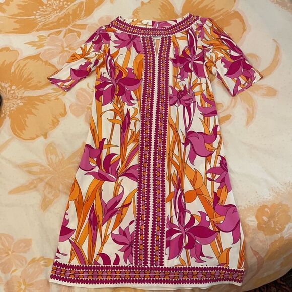 Maggie London Shift Dress - Picture 5 of 5